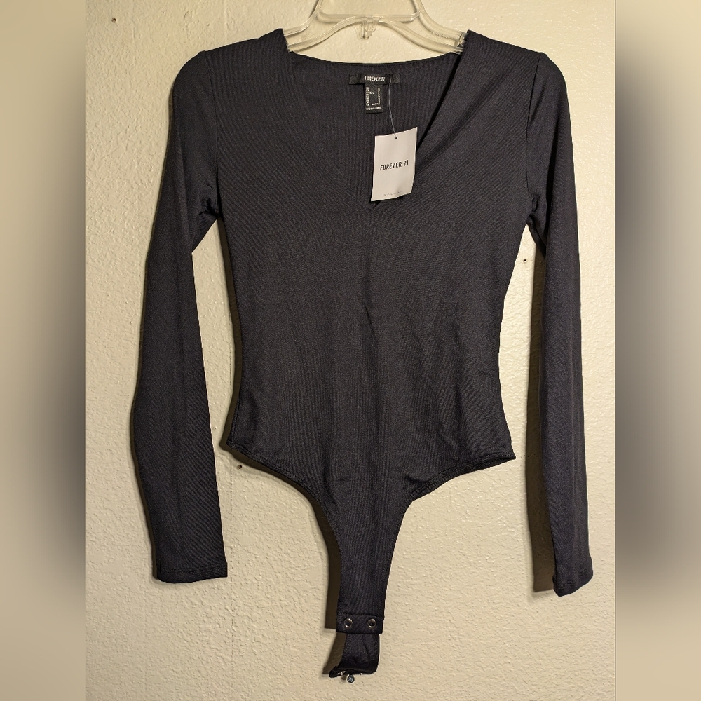 Forever 21 Charcoal Long Sleeve Bodysuit Size Small - Picture 2 of 7